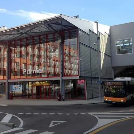 Europe Station House Parma