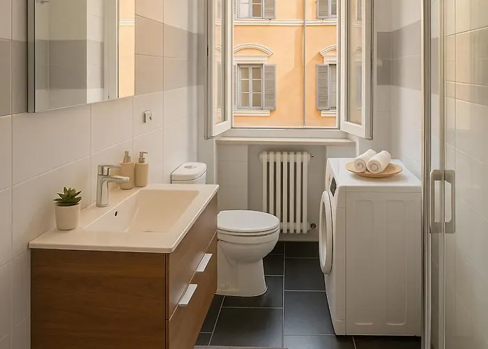 Europe Station House * Parma